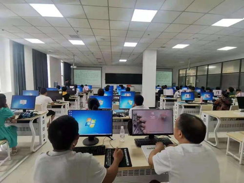 秀山電商技能培訓火熱招生 計算機技術培訓，培訓費食宿費全免